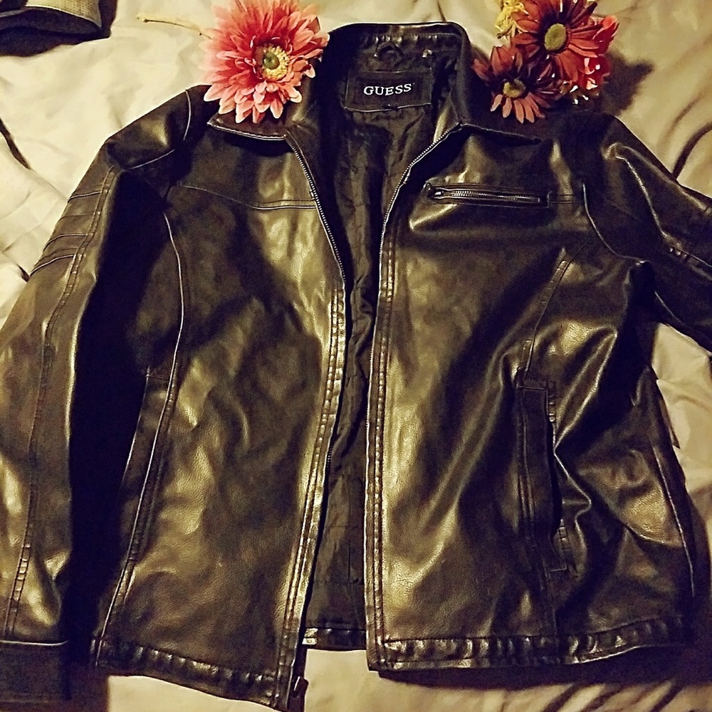 Men's Guess leather jacket with removable hood.